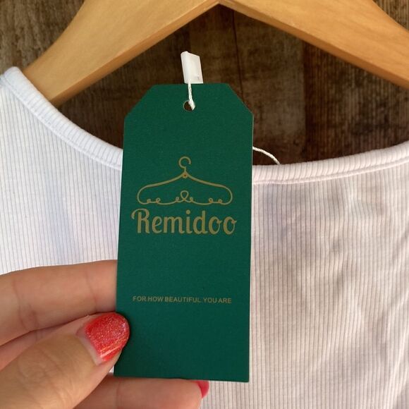 Remidoo Motor Sport Fast as Lightening 500 Raw Hem Edge Sleeveless Crop Top - Picture 4 of 6